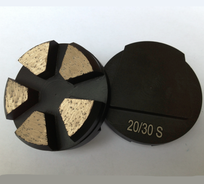 Surface Preparation Tools - Grinding Puck 5 pies with trapezoid lock