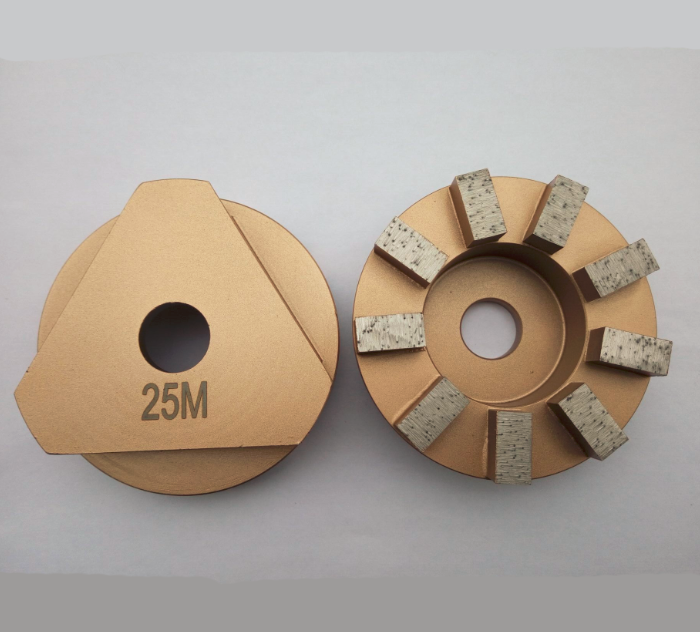 Diamond Grinding Puck with triangular lock