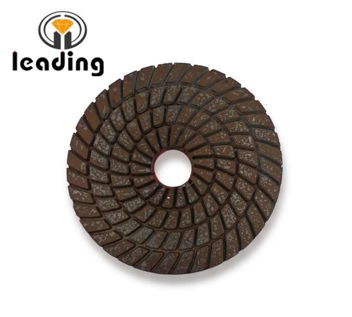 Diamond Polishing Pads with Metal Fragments