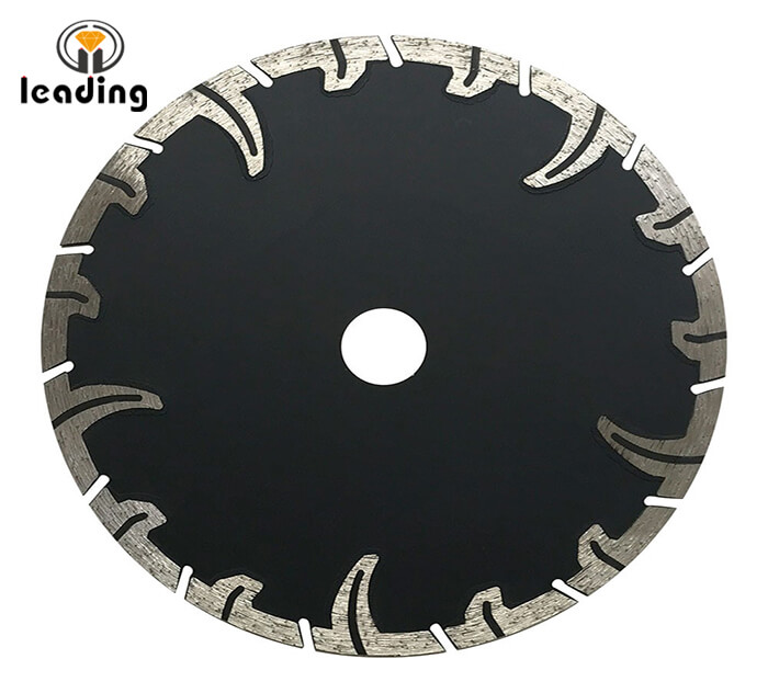 Hot Pressed Sintered AG-Blade With Protective Teeth（SHARP TEETH）
