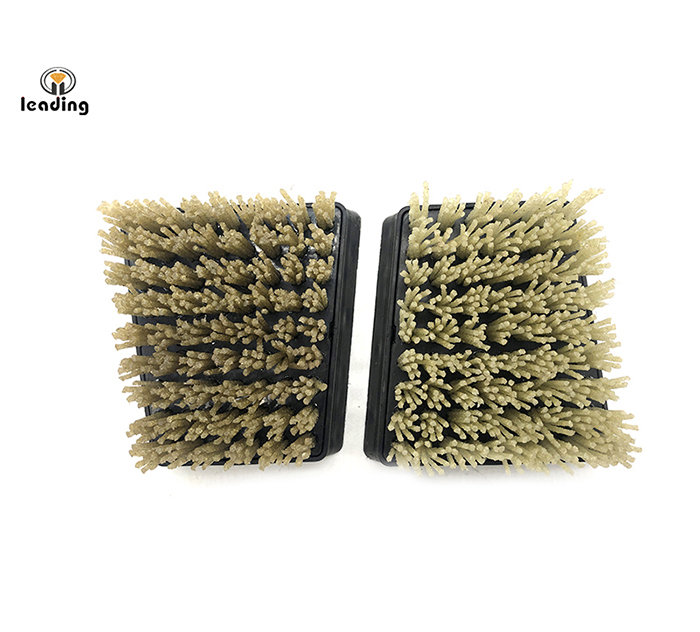 Frankfurt Diamond Brush