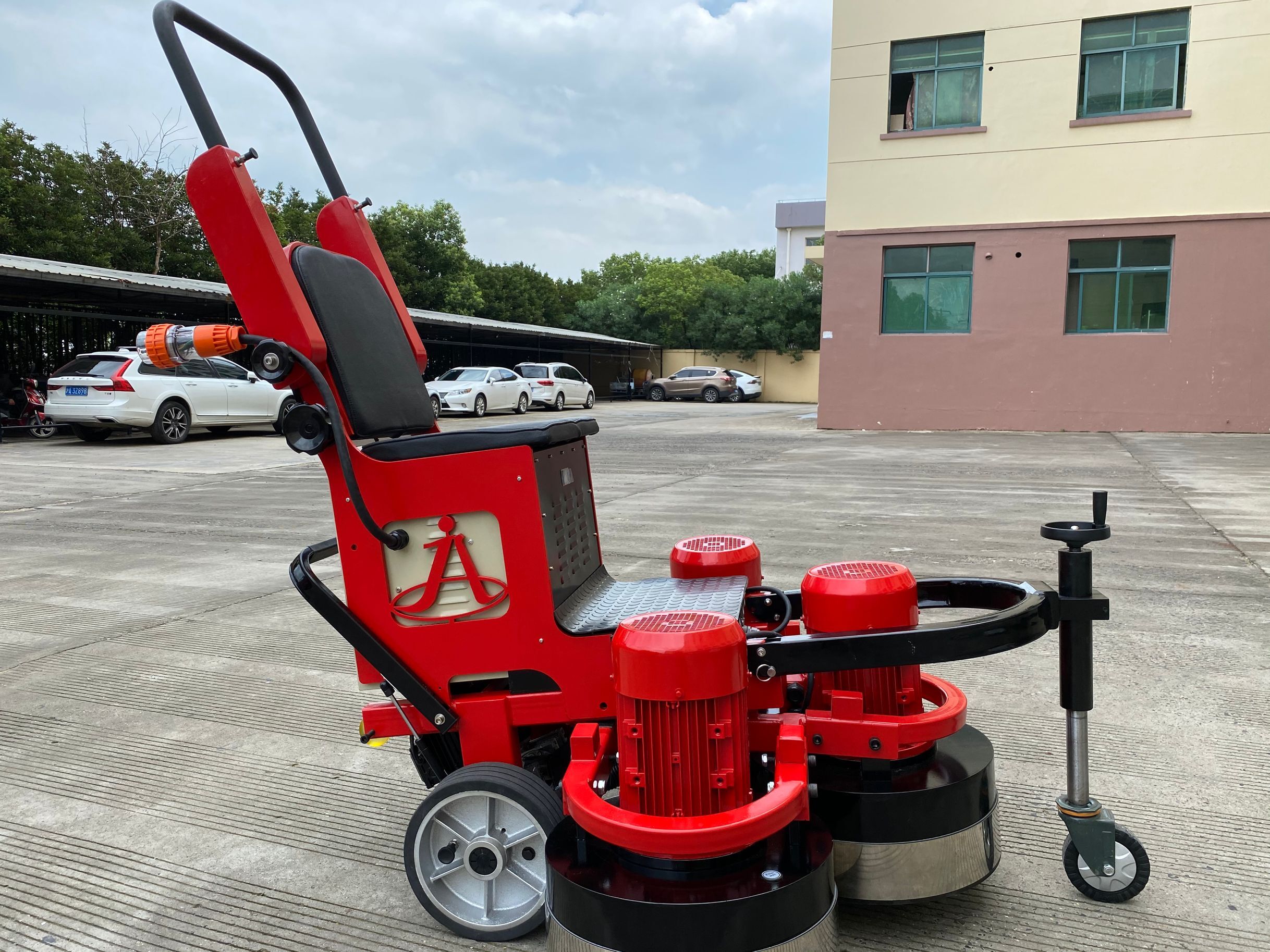 LDRC-1300 Remote Control Ride On Concrete Floor Grinding Polishing Machine, Polisher