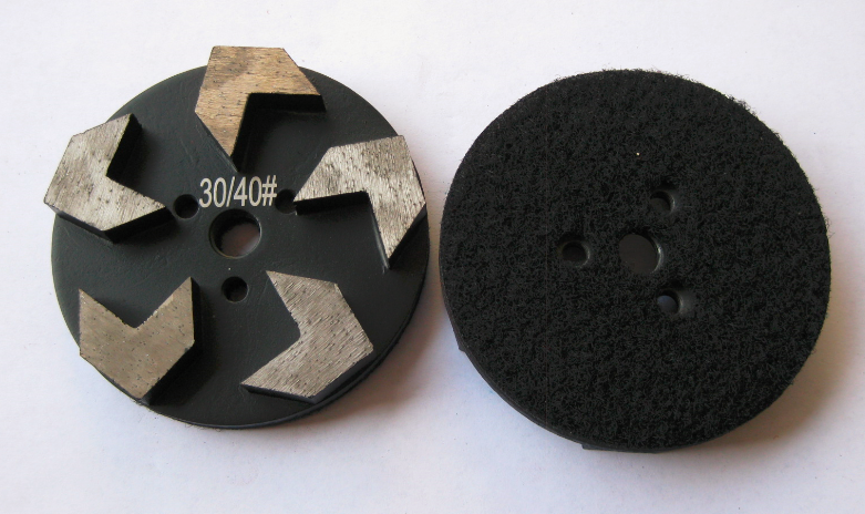 STONEKOR Velcro 3-Hole 3 inch 83mm 5 Arrow Seg Metal Grinding Puck