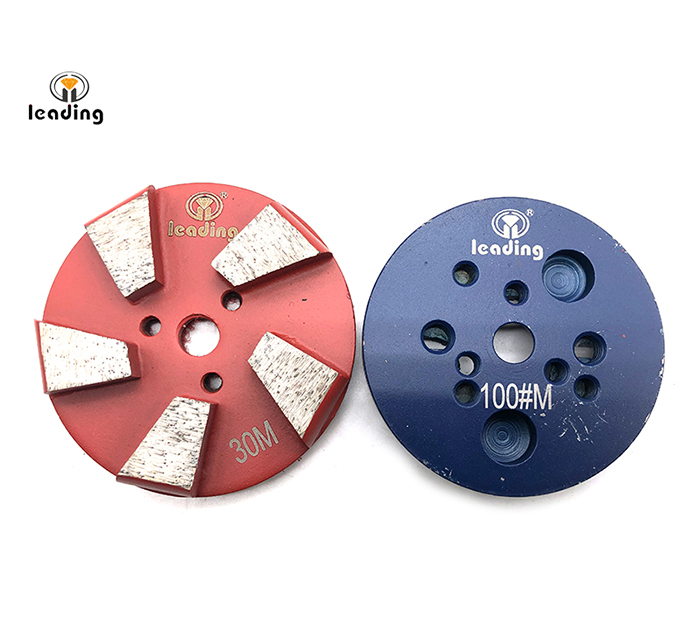 Multiple Mounted Diamond Grinding Puck Without Pins